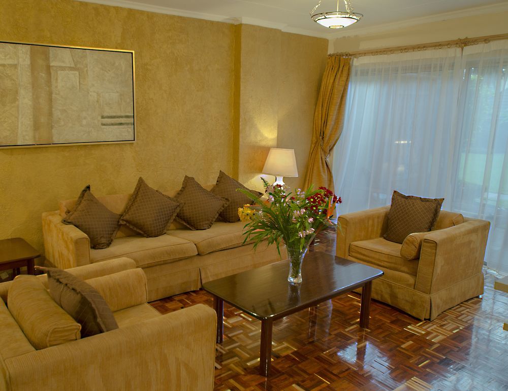 Mimosa Court Apartments Nairobi Exterior photo